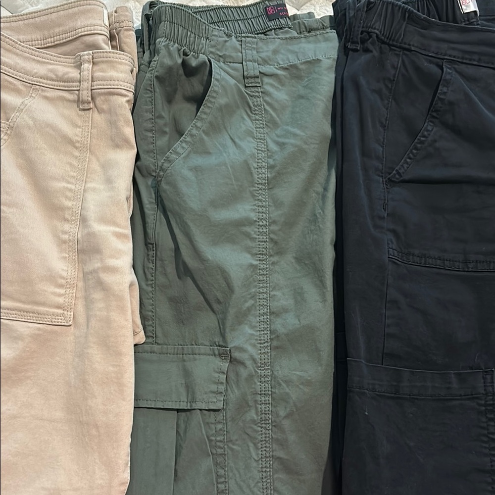 H&M Women's Joggers in Beige, Olive, and Black
